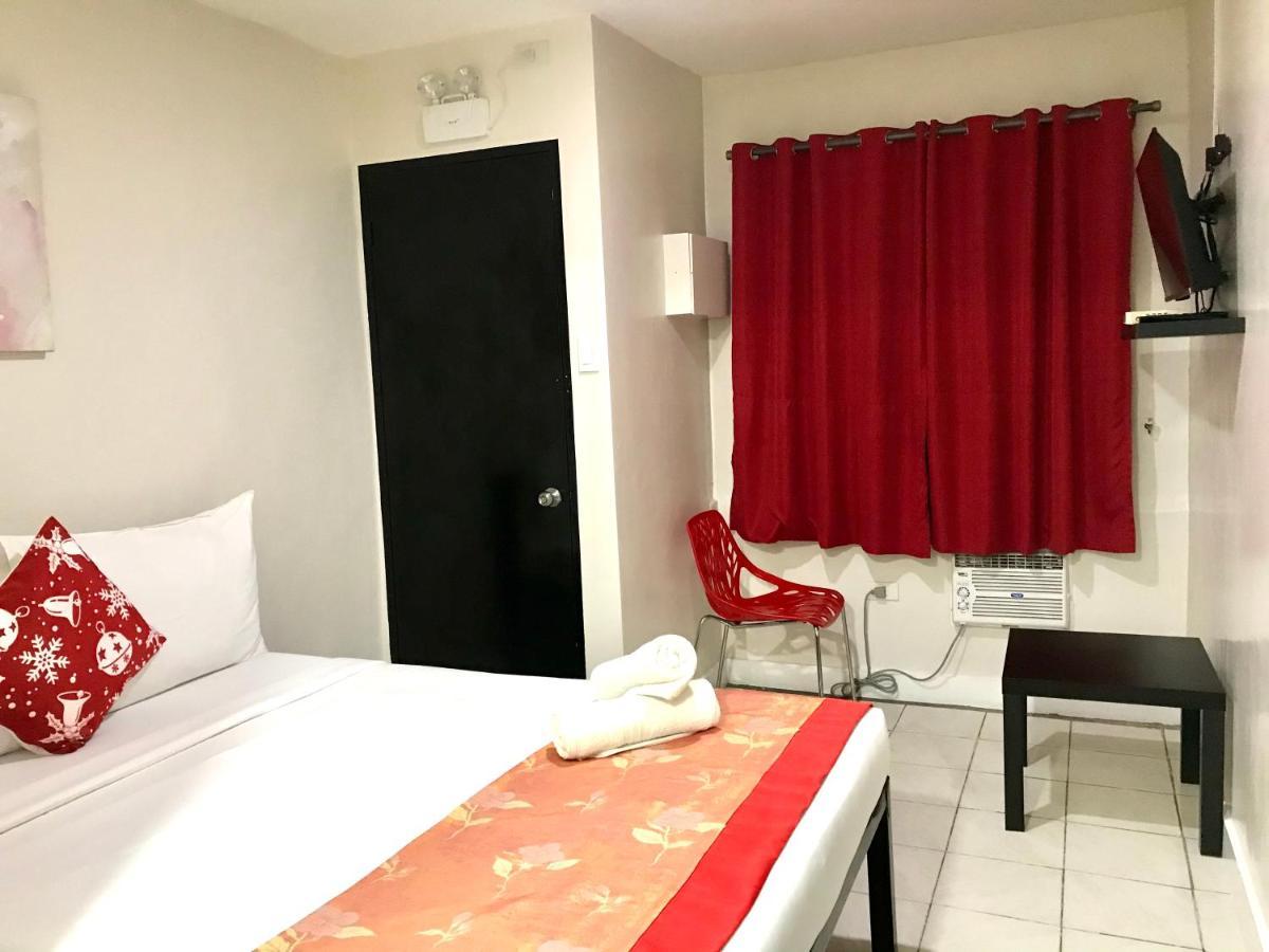 Halfway House Hostel Mactan Cebu Airport Lapu-Lapu City Exteriör bild