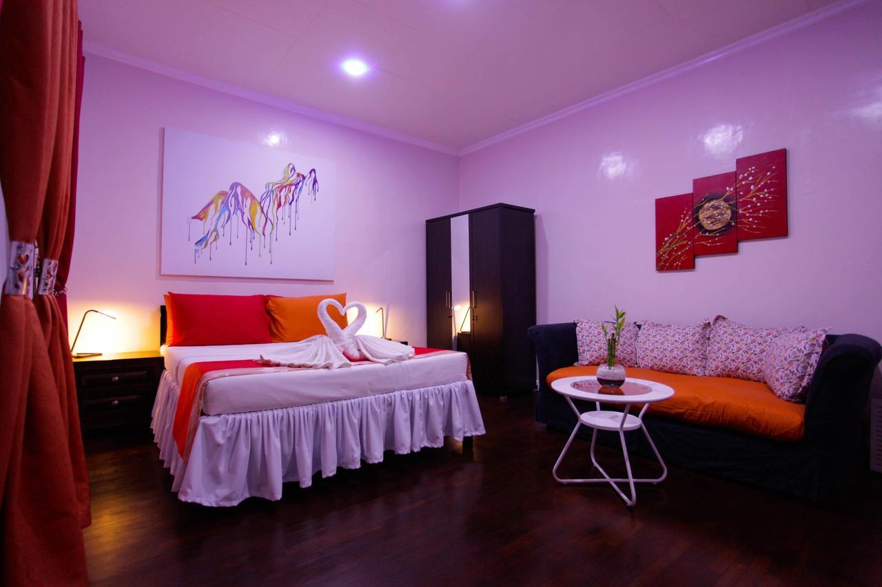 Halfway House Hostel Mactan Cebu Airport Lapu-Lapu City Exteriör bild